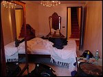 Sun 28 Apr 2002 07:34:00 DSC07334.JPG 