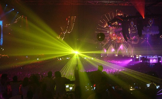 Sensation White 2006