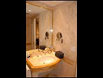 Wed 28 Feb 2007 01:13:56 D20_5267.JPG 