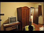 Fri 10 Apr 2009 20:35:32 D30_8750.JPG 