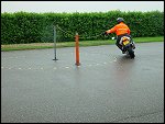 Thu 20 Jun 2002 09:44:32 DSC00423.JPG 