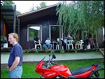 Sat 07 Sep 2002 18:10:24 DSC01176.JPG 