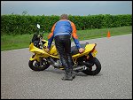 Sun 25 May 2003 09:24:26 DSC01001.JPG 