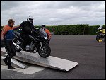 Thu 13 May 2004 10:25:10 DSC02480.JPG 